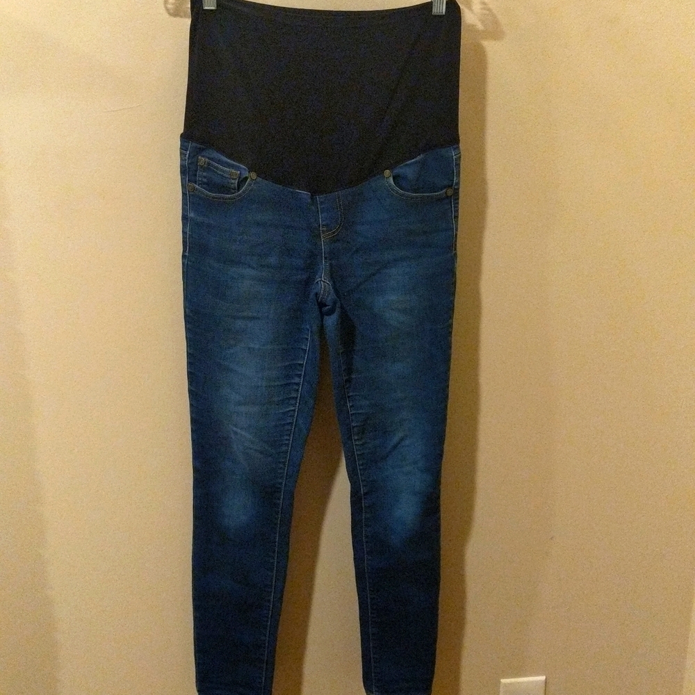 First Kick maternity skinny jean